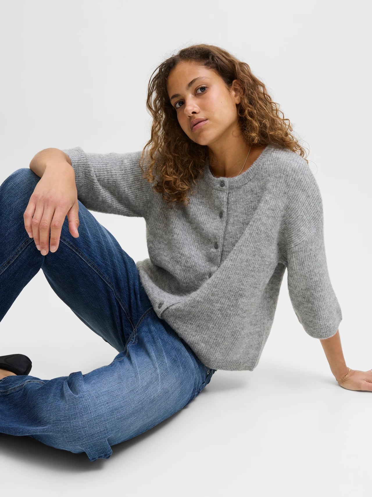 Short Sleeved Knit Cardigan