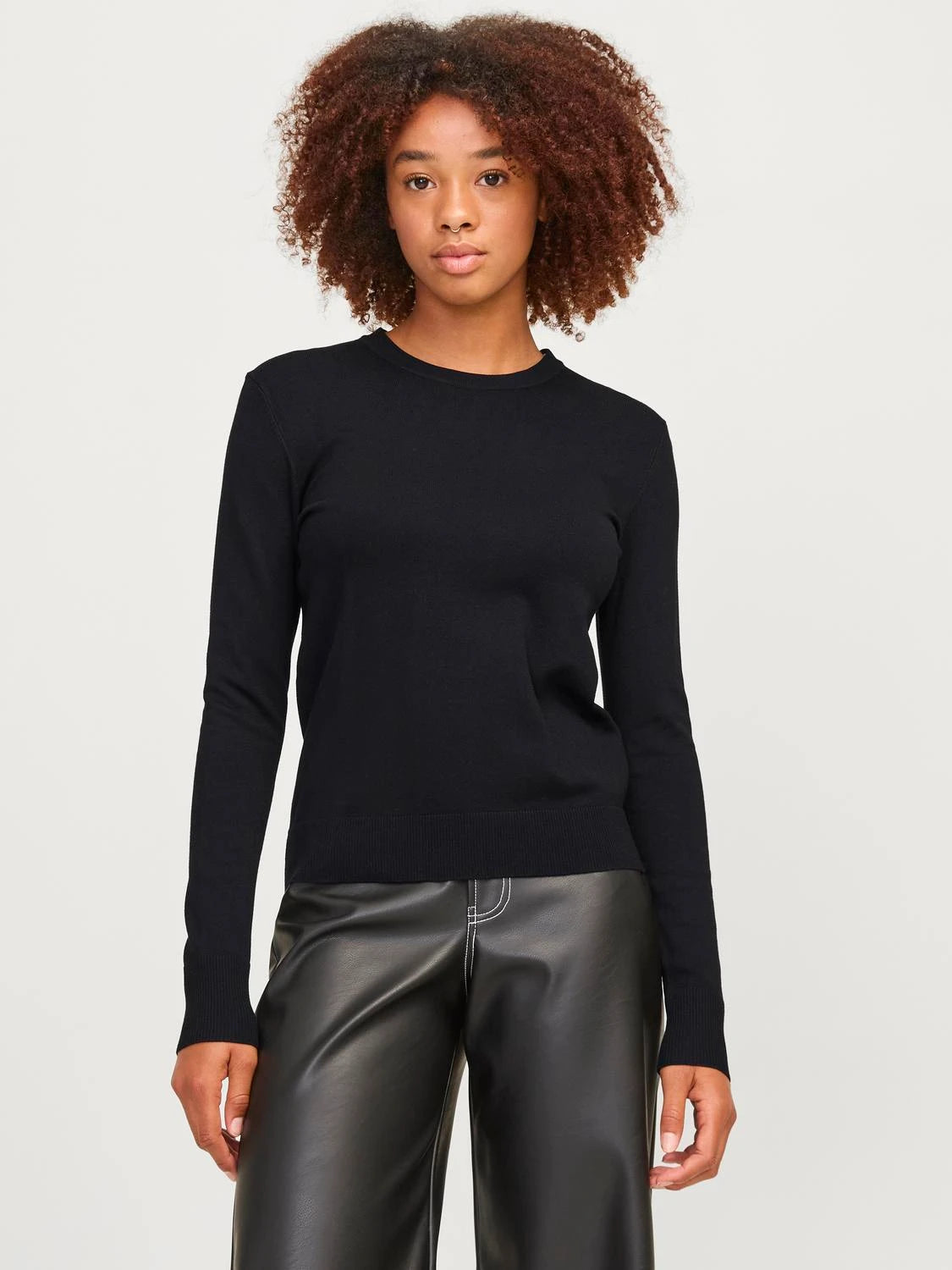 Fitted Knit Pullover