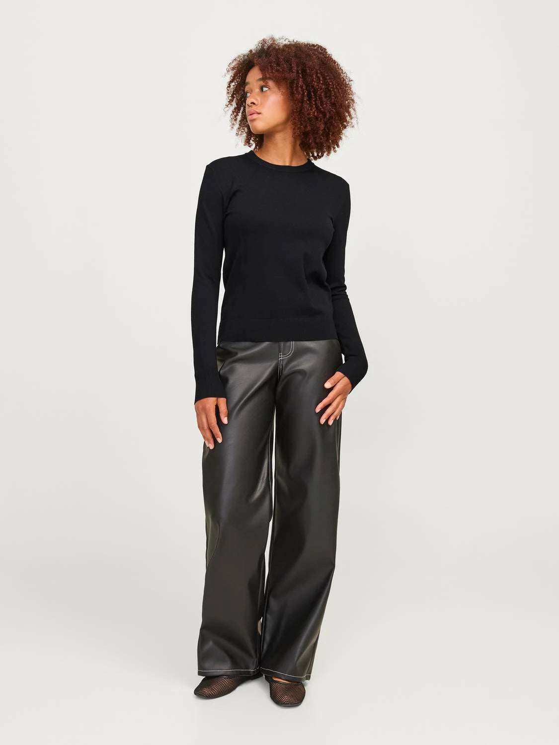 Fitted Knit Pullover