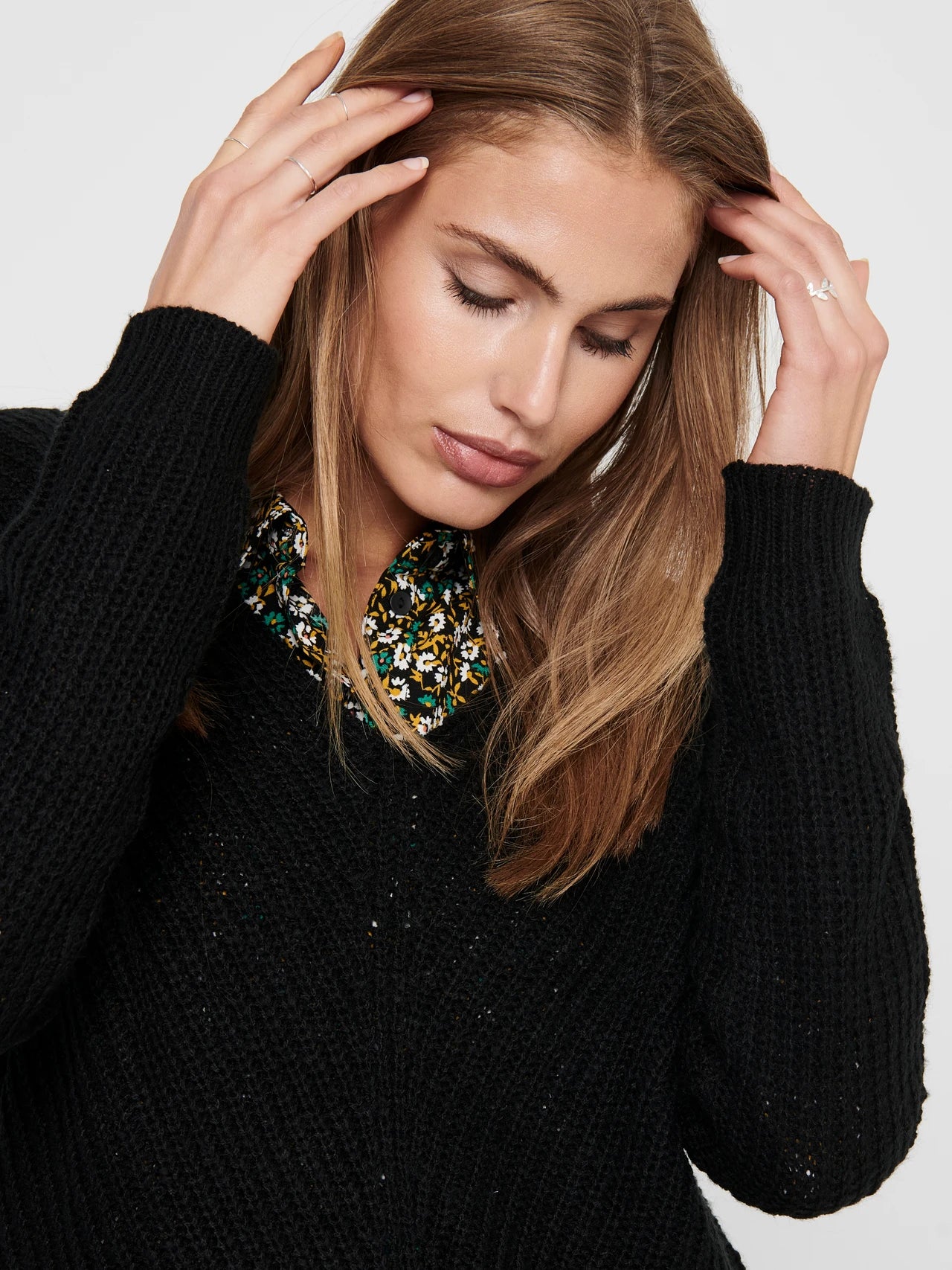 V-neck Sweater