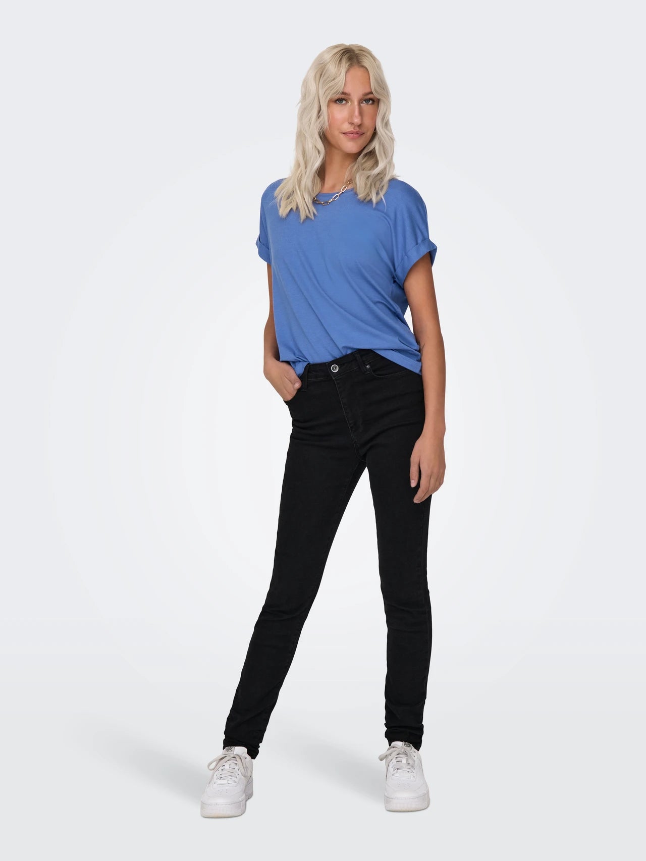 Cuff Sleeve Tee