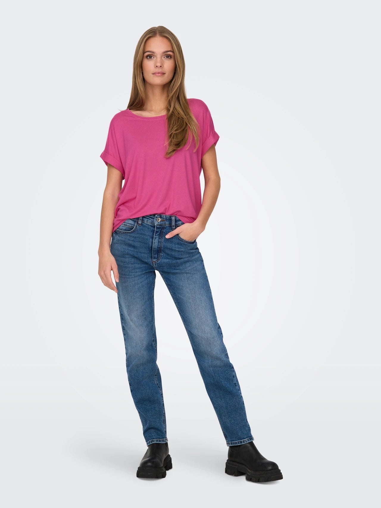 Cuff Sleeve Tee