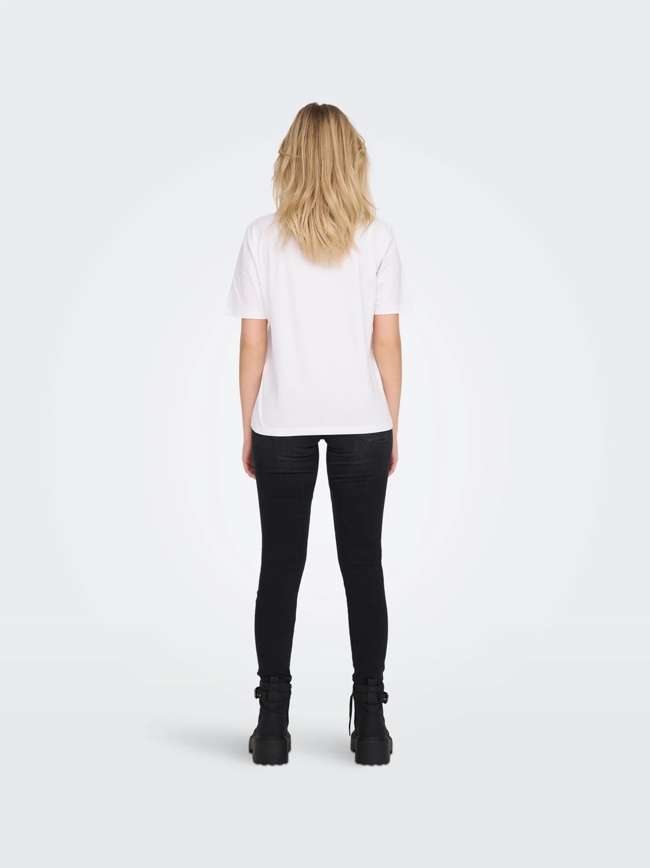 Regular Fit Tee