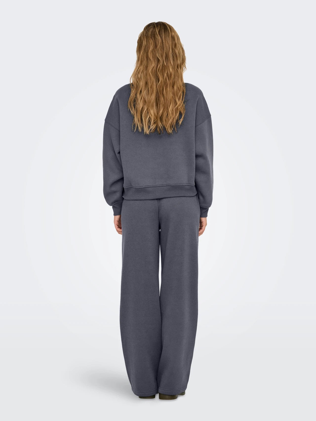 Basic Sweatshirt