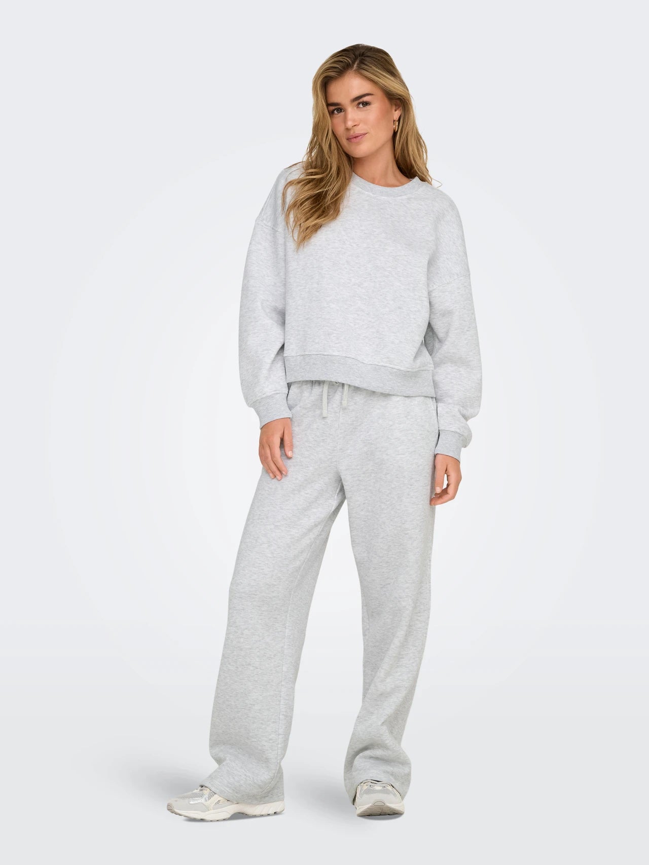 Basic Sweatshirt