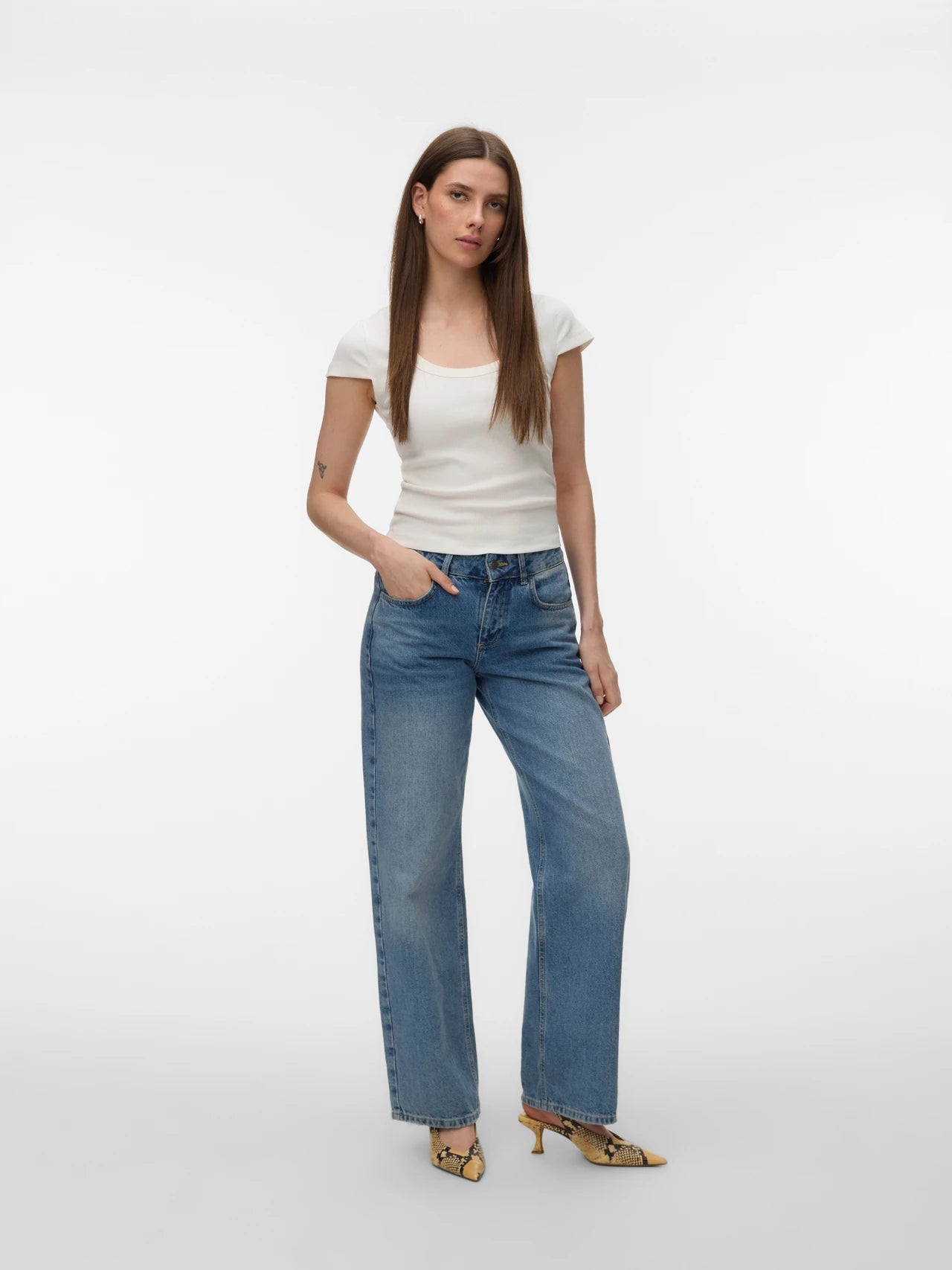 U-neck Organic Cotton Tee