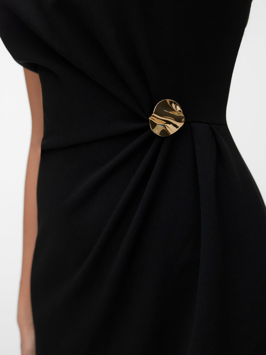 Nosanna Regular Fit Round Neck Long Dress